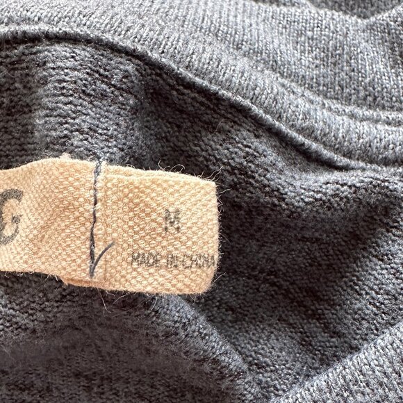 UGG Women's Sweatshirt Soft Blue Crew Neck Size Medium - Picture 6 of 6